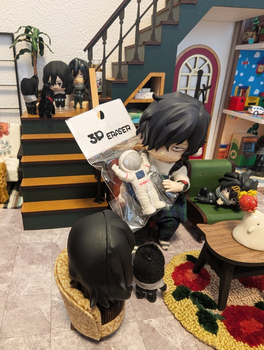 Demolition_mk's tweet photo. 後ろの2人は何を揉めてるんだ⋯2人？？ https://t.co/sC1zWxD3rJ