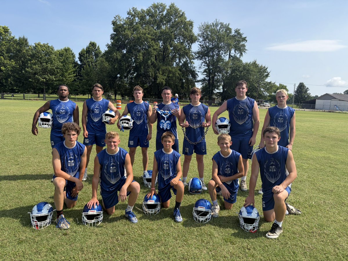 CoachRusso2001's tweet photo. Strongest Links of the Week 🔗 for Week 4 ending in July 25

#IronSharpensIron
#1%
#Vmentality
#(1-0)mindset
#RamTough https://t.co/f97K6k5VRs