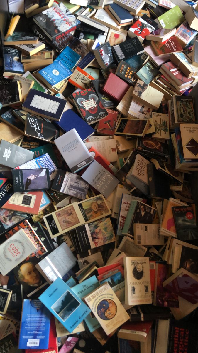AlejaReads's tweet photo. The only chaos I want in my life, and that I'm willing to fix and sort out.>>> https://t.co/p5M24lWgSG