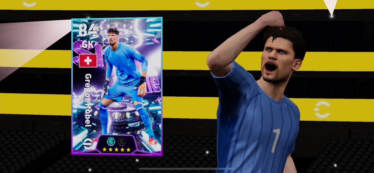 Krizszn's tweet photo. Better than Buffon 😌 https://t.co/6Kor69tu7G