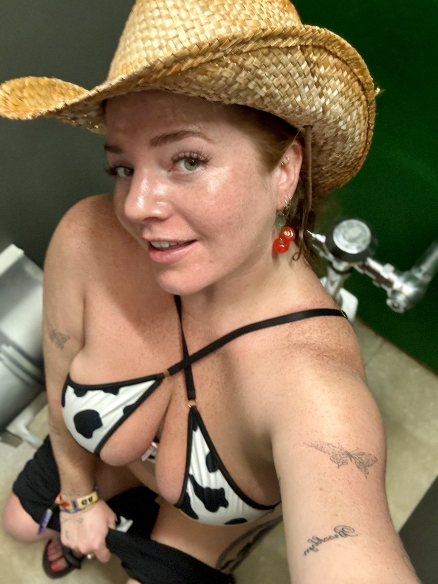 BklynBttrfly's tweet photo. Are you into country sluts? What about toilet sluts? #cowgirl #toiletslut #pissslut #toiletselfie #bigtits #freckles #redhead #hucow #cowprint #festival https://t.co/v37CAgCxYy