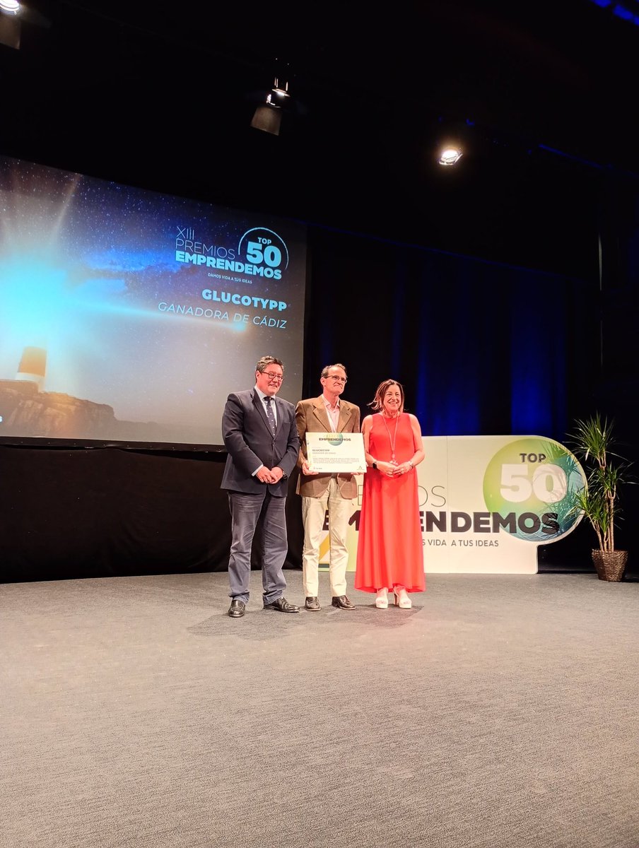 aemprende's tweet photo. CÁDIZ @cadecadiz
@glucotypp
Entrega premio: José Angel Aparicio, delegado territorial @EducaAnd @UniversidadAnd @CadizJunta
¡Enhorabuena!
#TOP50 #PremiosEmprendemos2026 #EmprendeAND
@caixabank #GrupoInterbus @AndaluciaJunta @AytoHuelva @javiergonzalEsp @CocherasAPH @HuelvaJunta https://t.co/ZkDrBcJkvb