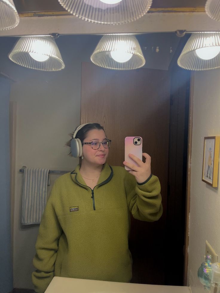 Goddessmelmx's tweet photo. Hello I’m lonely here and bored can I talk to you. Here is my new zangi number 451-975-0727
 
Chudai 🍆💦 https://t.co/BCrUBYxrxa