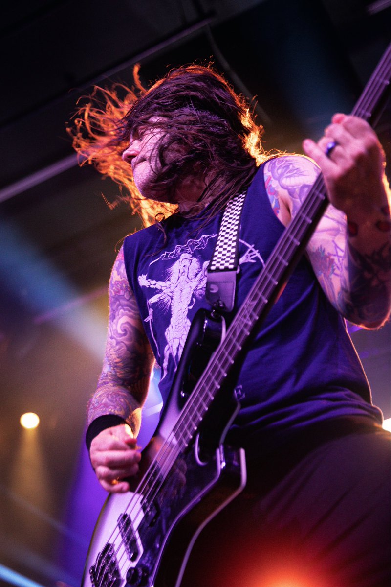 kseofficial's tweet photo. TEMPE!!! “Caught in a mosh!!!” From the pit to the balcony, y’all killed it last night! We had a great time debuting two songs in the set, for sure. We mean it when we say that we can’t do this without you. Who are we without everyone coming out to our shows, supporting our music, and picking up a shirt (or 10… fuck the rent🤣)! We love you and thank you all.✊🏻🔥/ 📸: @manalivecreative
