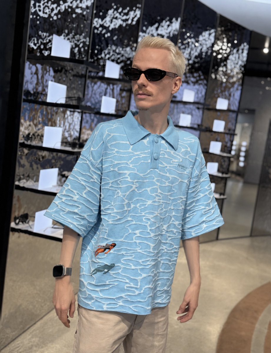 NathieVR's tweet photo. Just bought the new Meta smart glasses in collaboration with Kylie Jenner. Anything you’d like to know? https://t.co/AJDbM8QvEg