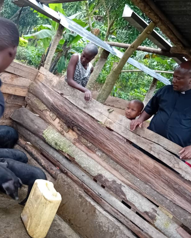 PigletProject's tweet photo. Learn about our regenerative finance (ReFi) movement and how you can get involved today. 

The works of this initiative depends on the generosity of people like yourself. Give your love in acts of kindness, give your food, drink.