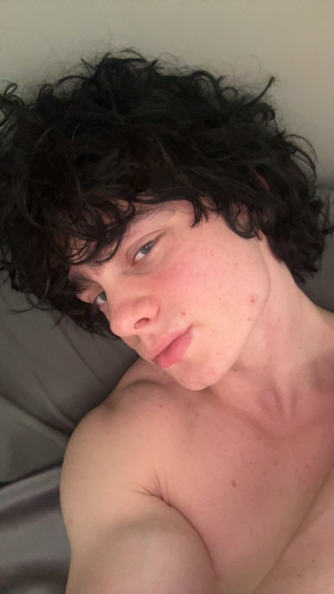 rawr_uou's tweet photo. Link in bio-Free month still active😘 come text me😉#nsfw #emoboy #alt #bwc #goodboy https://t.co/3btcTlptYe