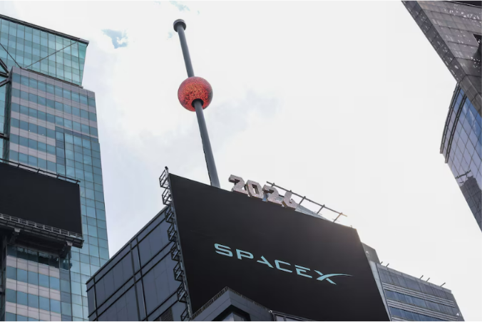 Mr_Maxcrypto's tweet photo. Another reason $SPCX is my future bet: SpaceX plans to build 'Starpipe' natural gas pipeline to fuel Starship rockets. 

AI might be the current narrative but SpaceX is the future🚀🚀