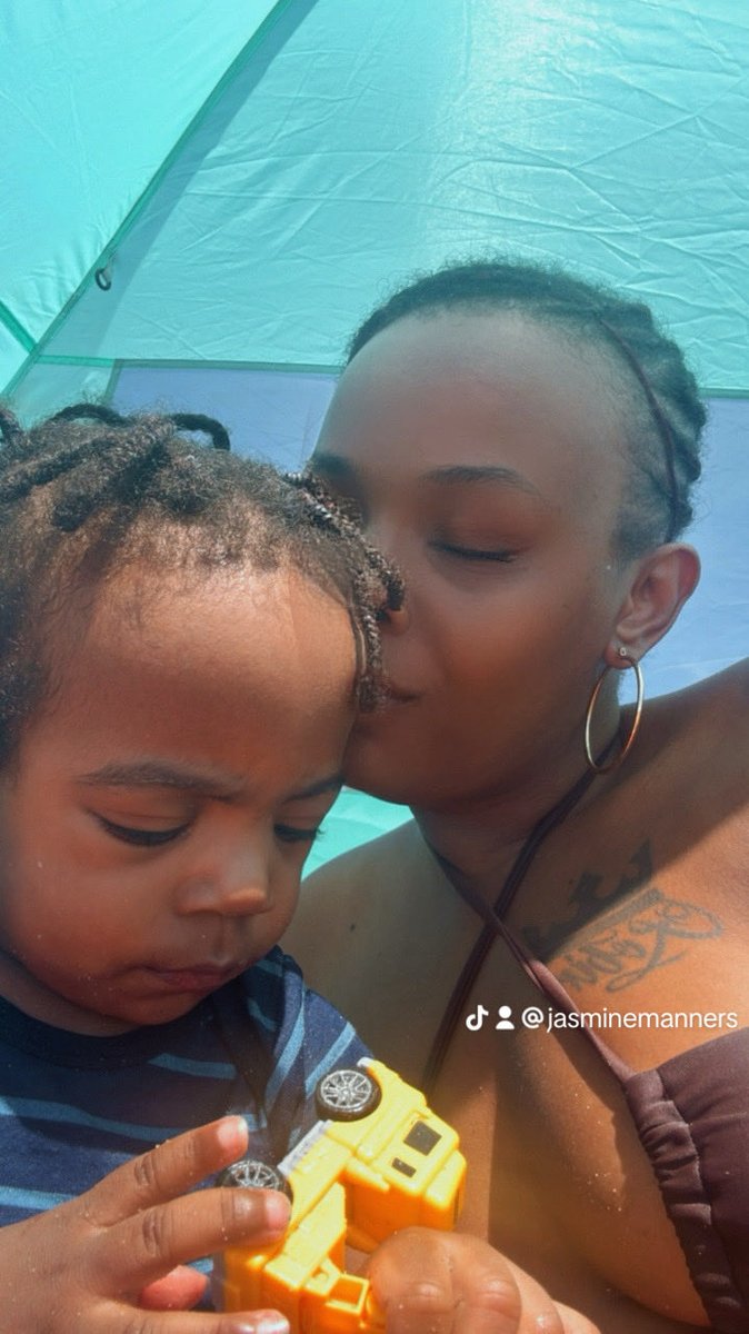 Jay_Hendrix45's tweet photo. Boy Moms Rock 💙🩵🤗 @NICKIMINAJ  Shoutouts To You &amp; Poppa Bear 🐻 💙💙 

Where My Boy Moms At ? 🩵🩵🩵 https://t.co/exY1FEWkp4