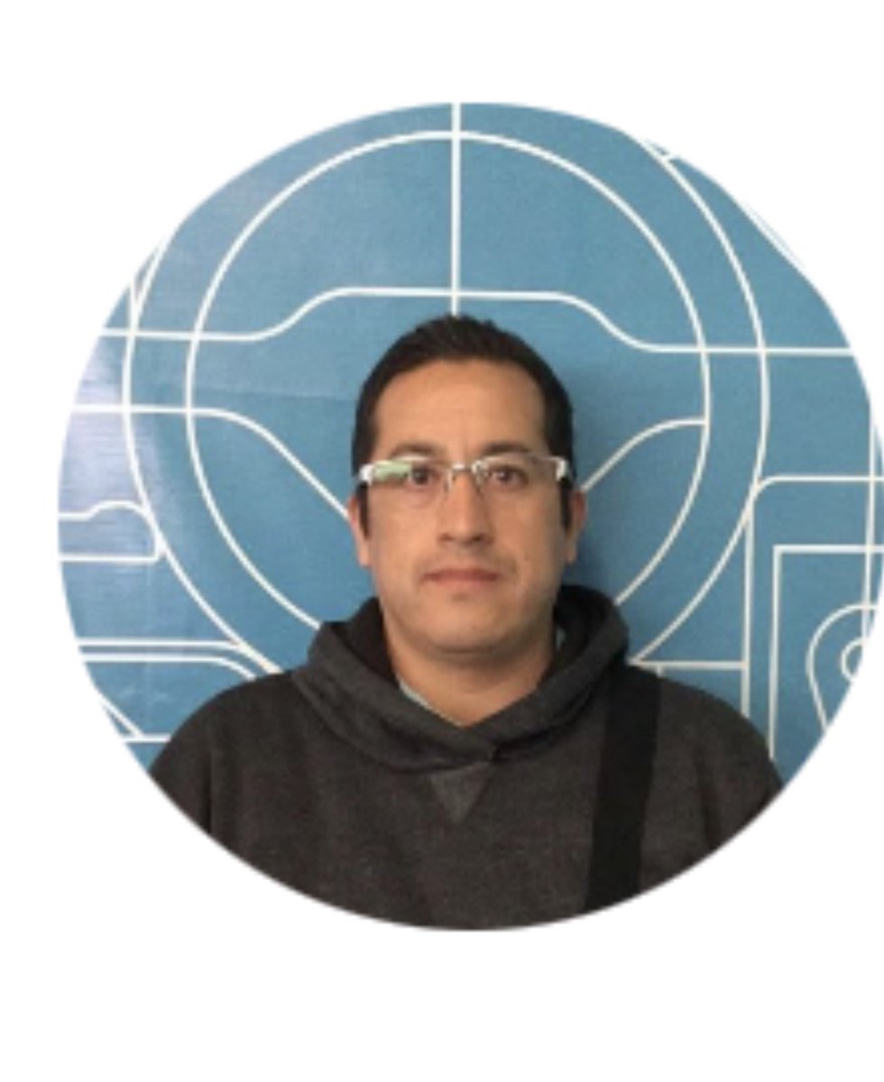 Karlatellezb's tweet photo. Comparto lo sucedido el martes, en la plataforma de @Uber mande envío conuna chamarra de la selección (regalo a mi papá), confiando que a través de esta plataforma llegaría segura! Terrible sorpresa cuando pasó el tiempo y el chofer nunca la entregó, @Uber_MEX no da respuesta https://t.co/8RbE1s26SR