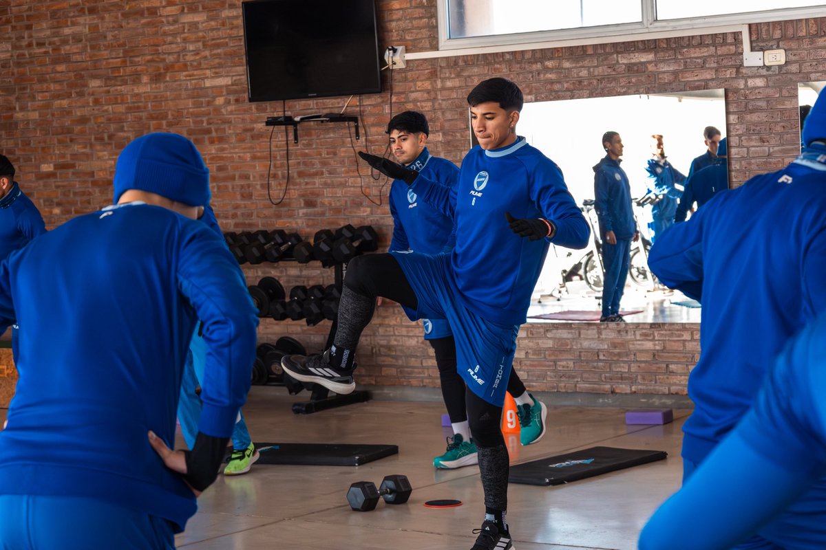 ClubGodoyCruz's tweet photo. Preparando firmes lo que sigue💪🔜

¡Vamos Tomba!🔵⚪️ https://t.co/Ag8Hx92mRM