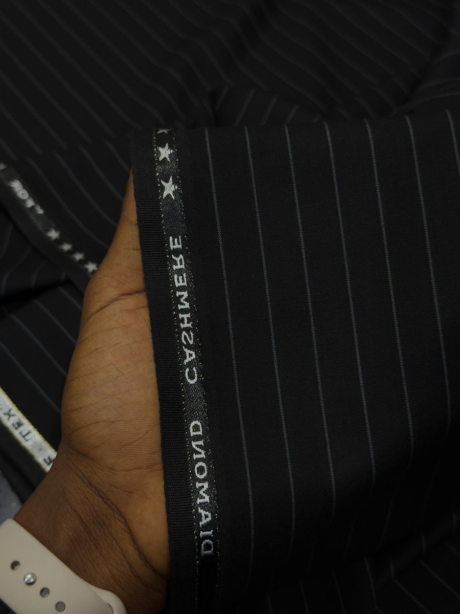 useey4u's tweet photo. DIAMOND CASHMERE✨
HIGH QUALITY STRIPES WOOL

15,000 PER YARD

DM 08100322654

📍KANO https://t.co/ZSDqXeeGWV