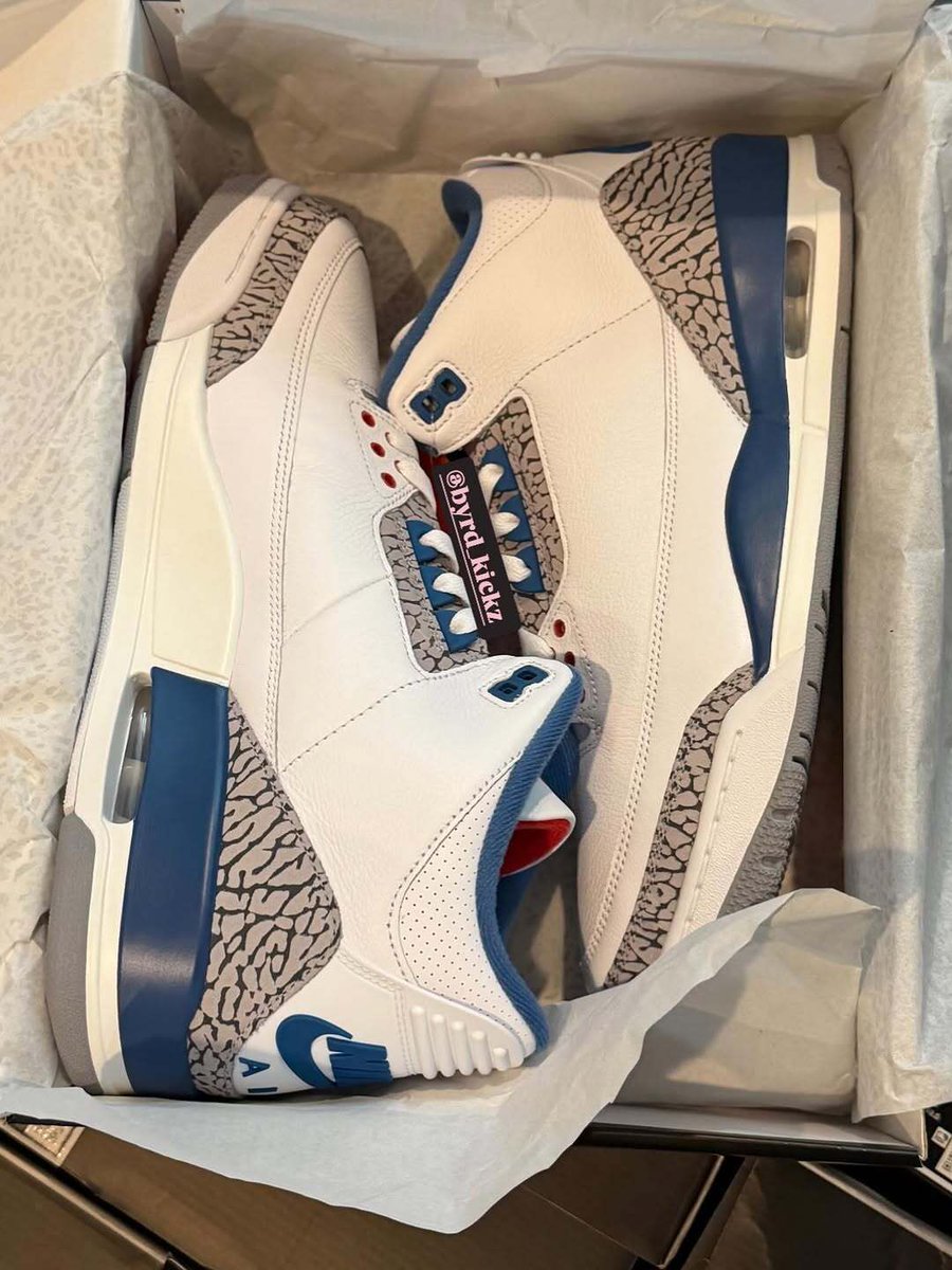 JustFreshKicks's tweet photo. Air Jordan 3 Retro OG "True Blue" 🔵🔴

• July 18th
• $230 https://t.co/AOj6krfE1n