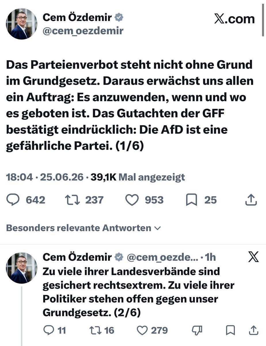 rumeliobserver's tweet photo. “Der Aufstieg der AfD ist kein Naturgesetz, wir können das immer noch abwenden. Ich habe zwei Kinder. Ich will nicht als Teil der Generation in die Geschichte eingehen, die tatenlos zugeschaut hat, wie die AfD an die Macht kam.”

@cem_oezdemir zur AfD und ihren rechtsextremen Politikern und Landesverbänden. 

Und deutscher historischer Verantwortung.

@spiegelonline @SPIEGEL_Politik