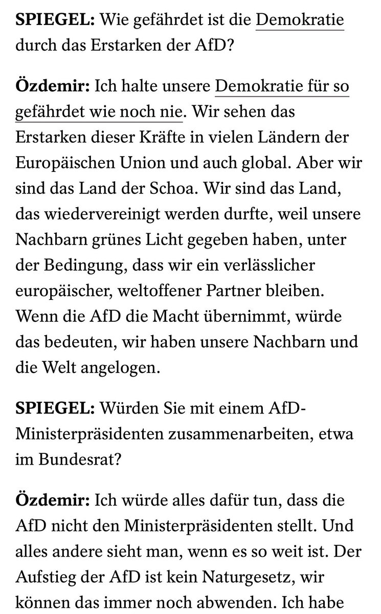 rumeliobserver's tweet photo. “Der Aufstieg der AfD ist kein Naturgesetz, wir können das immer noch abwenden. Ich habe zwei Kinder. Ich will nicht als Teil der Generation in die Geschichte eingehen, die tatenlos zugeschaut hat, wie die AfD an die Macht kam.”

@cem_oezdemir zur AfD und ihren rechtsextremen Politikern und Landesverbänden. 

Und deutscher historischer Verantwortung.

@spiegelonline @SPIEGEL_Politik