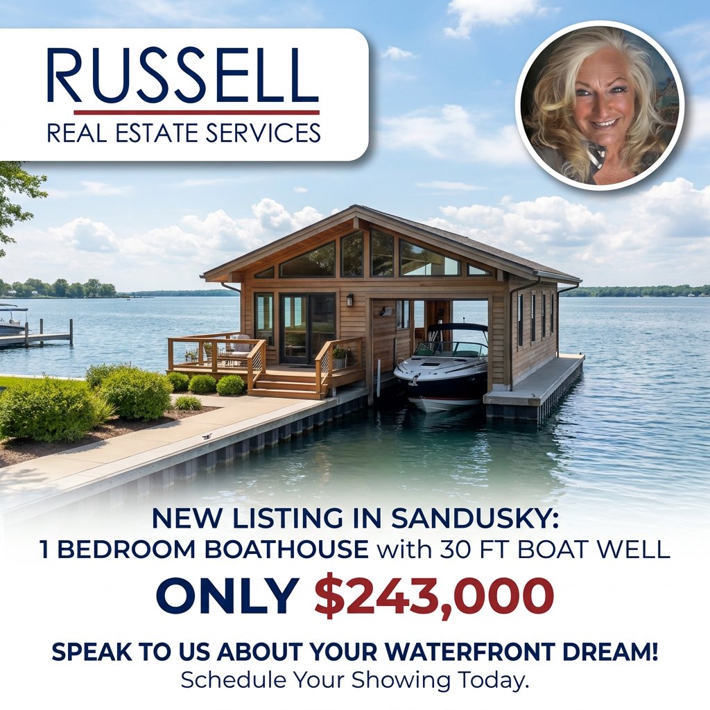 partyonbus's tweet photo. Sandusky boathouse with a 30-ft boat well for $243,000 — this one won't last. Call Russel Real Estate at 330-321-6508 to schedule a showing today. #SanduskyRealEstate #OhioHomes https://t.co/dJIvClKK6y