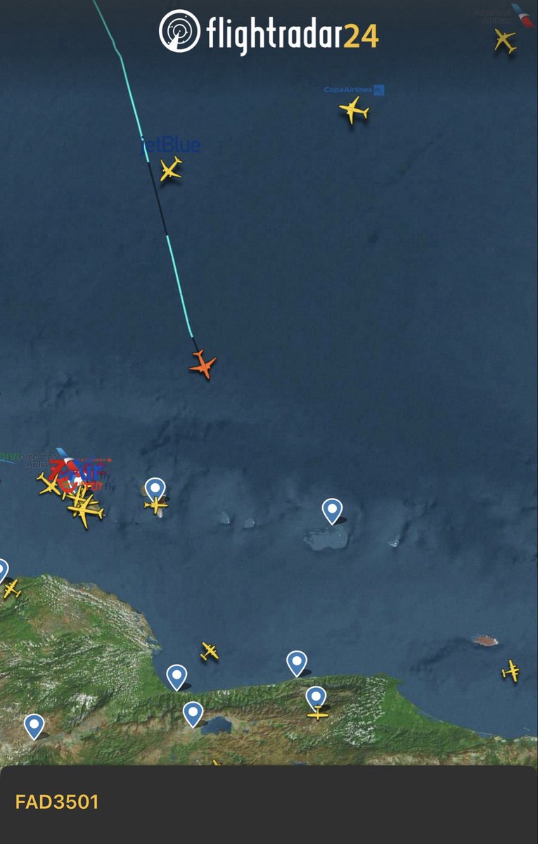 AndrewsAbreu's tweet photo. #URGENTE 3:45pm Equipos de búsqueda y rescate de República Dominicana en el FAD3501 a pocos minutos de aterrizar en Venezuela.

Ya está llegando la ayuda internacional! https://t.co/YWyRuFe4Hw
