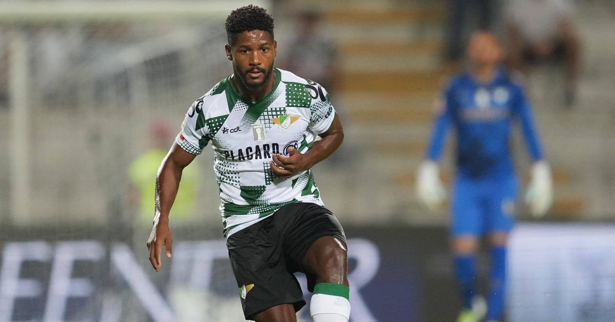 FutebolTotalb's tweet photo. O Bahia tem interesse na contratação do lateral-direito Fabiano Silva, do Moreirense, para substituir Gilberto. As conversas entre as partes já estão em andamento.

🗞️ @jonasstelmann

#BBMP #Bahia #MercadoDaBola https://t.co/edDCMFNE8Y