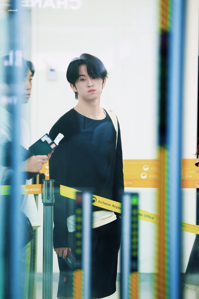ookooek's tweet photo. 260626 ICN

#마크 #MARK #MARKLEE https://t.co/CkZeDa7hEy