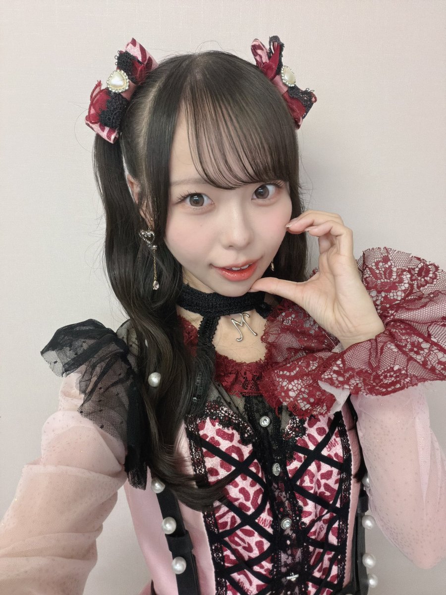 _misora_48's tweet photo. 33枚目シングル『#初めてのオール』
握手会 ＆ オンラインお話会 15時まで受付中🕒

7/26（日）満員御礼で1部追加していただきました😭✨ 嬉しい！朝早いですがばっちりおめかしして待ってますね♩

2人っきりやけど緊張せんといてね！
ホンマに楽しい時間にしますよ🫶🏻

🐾https://t.co/YfywyVXY3A https://t.co/7iFjprTMUb