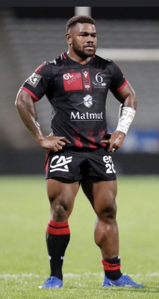 ready_jimmy's tweet photo. @PeetePigskin @Sports_info_24 This guy plays on the wing, not even inside with the bigger rugby players.Try hitting him full speed with no pads  when he’s got a 20 yard Headstart. https://t.co/jwPdc5VrM9