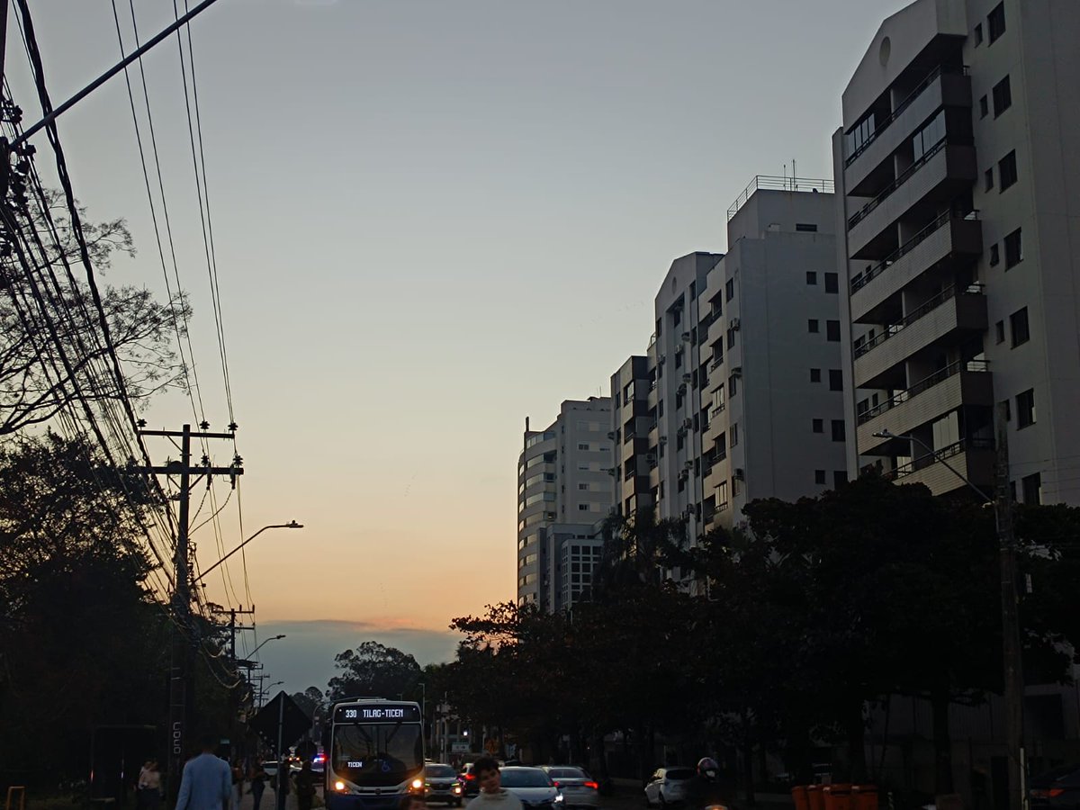 tomoriz_'s tweet photo. 🌞 https://t.co/rA74R5MBbM