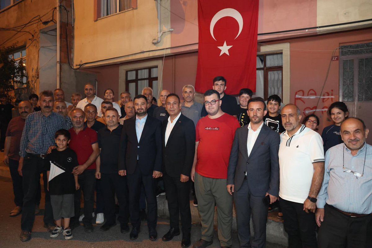 MevlutOztekin's tweet photo. Kıbrıs Gazimiz merhum İlyas Hatip büyüğümüz için kıymetli ailesine ve yeşimli köyü hemşehrilerimize taziye ziyaretinde bulunduk.

Merhum Gazimize Cenab-ı Allah’tan rahmet, ailesi ve yakınlarına başsağlığı diliyorum. Mekânı cennet, makamı âli olsun. https://t.co/l3yzYWweyr