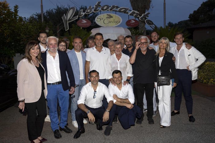 PStramezzi's tweet photo. facciamo la storia https://t.co/etphhNzy9e