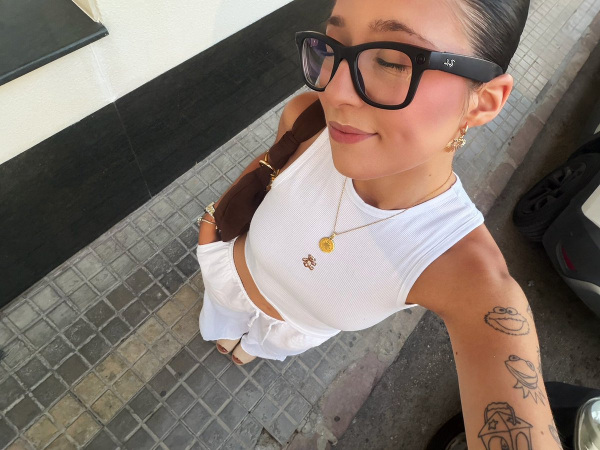 GoddessMeelii's tweet photo. Que me reembolses la cena!!! No veo el dinero pobres 🙄🙄🤑🤑
#paypal #tributo #payme #dm https://t.co/tNEWrrACOt