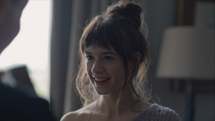 CinemaRhymes's tweet photo. Daisy edgar Jones in Normal people https://t.co/HvEshhDpYW