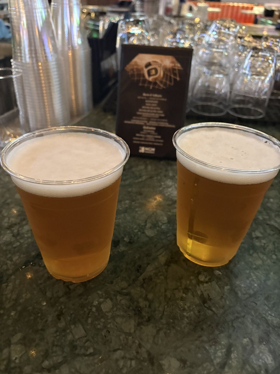 BrianCain9's tweet photo. Smashing 805 beers on a hot #Vegas Thursday!
@parkmgm 
@Vegas 
☀️😎🇨🇦🇺🇸🤟 https://t.co/edVb0fgEBs