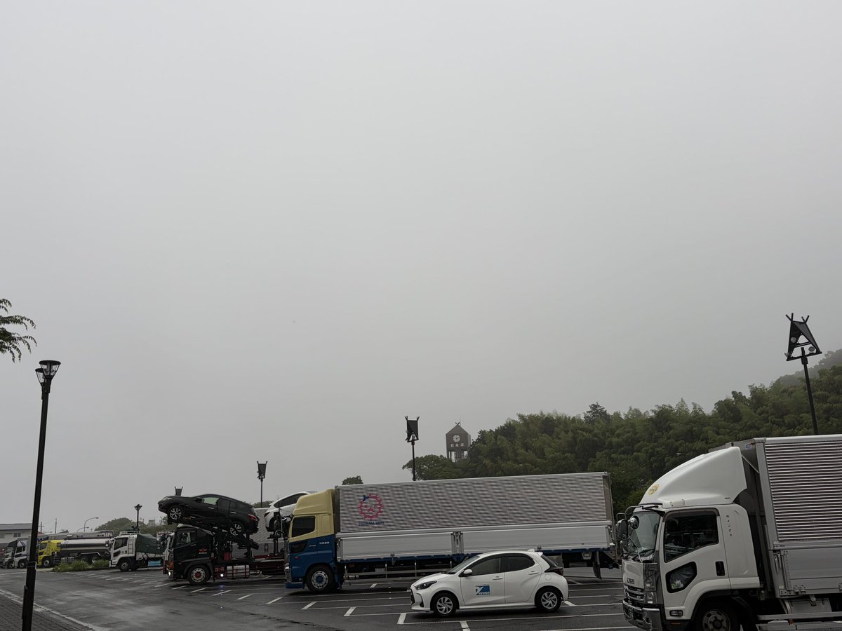 yuimuis's tweet photo. 今日も早朝から雨ですがトレーニング🏋️
トレーニングのbefore→afterで疲れて無さそうに見えるのがafterです😆今日は、サッカー⚽️日本代表が勝ちますように✨
#トレーニング　#worldcup #ワールドカップ https://t.co/n1egjnRYpY
