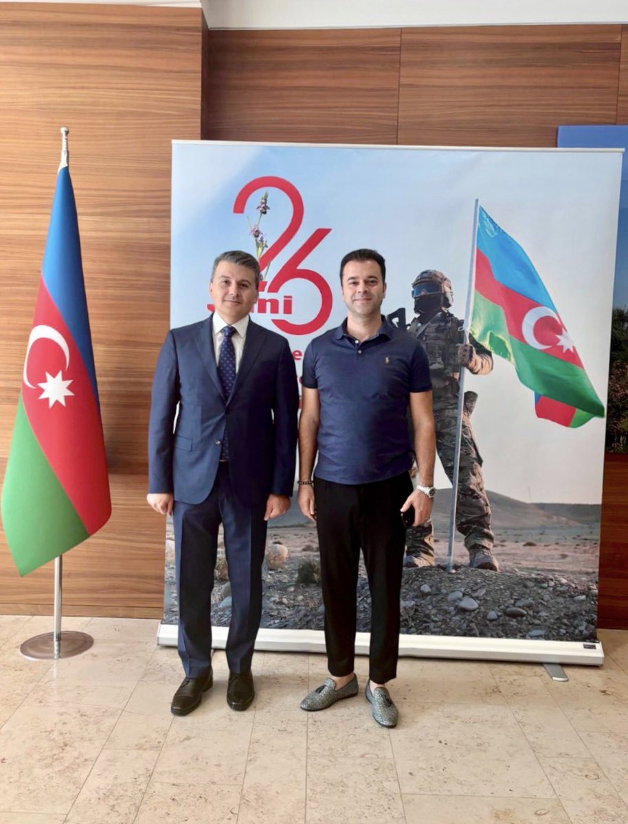 korhankocoglu's tweet photo. Berlin’deki müstesna davette muzaffer #Azerbaycan Ordusu’nun şanlı gününü, Büyükelçimiz Sn. @NasimiAghayev ’in ev sahipliğinde tesid ettik. Köklü ananelerle bina edilen bu sarsılmaz uhuvvet, geleceğe matuf teminatımızdır. Zat-ı Âlilerine şükranlarımı arz ederim.🇦🇿🇹🇷 @AzEmbGermany https://t.co/QkPL1ouYjE