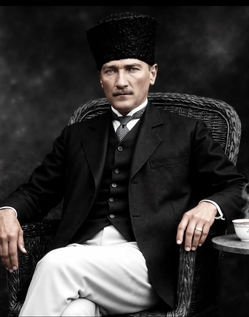 Srwasia's tweet photo. Övünmek gibi olsun ATATÜRKÇÜYÜM https://t.co/bU688HGzwI