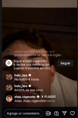 Expefutbol's tweet photo. El tipo que se fue a Estados Unidos caminando y en el medio abandono a su mujer embarazada esta haciendo un vivo pidiendo plata mientras la mujer le pide por favor para que hablen.

hicieron famosa a la persona mas pelotuda del pais https://t.co/YBMbPz9pek