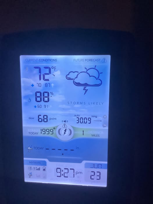 stevenconway2's tweet photo. The combined storm from Tuesday morning + this storm in the time lapse that evening caused my lightning detector to hit the max count it is capable of...1,999, so I'll never know how much lightning I received!  

I didn't even know it had a limit!

@NWSShreveport #lawx https://t.co/I6AIb9ymOz