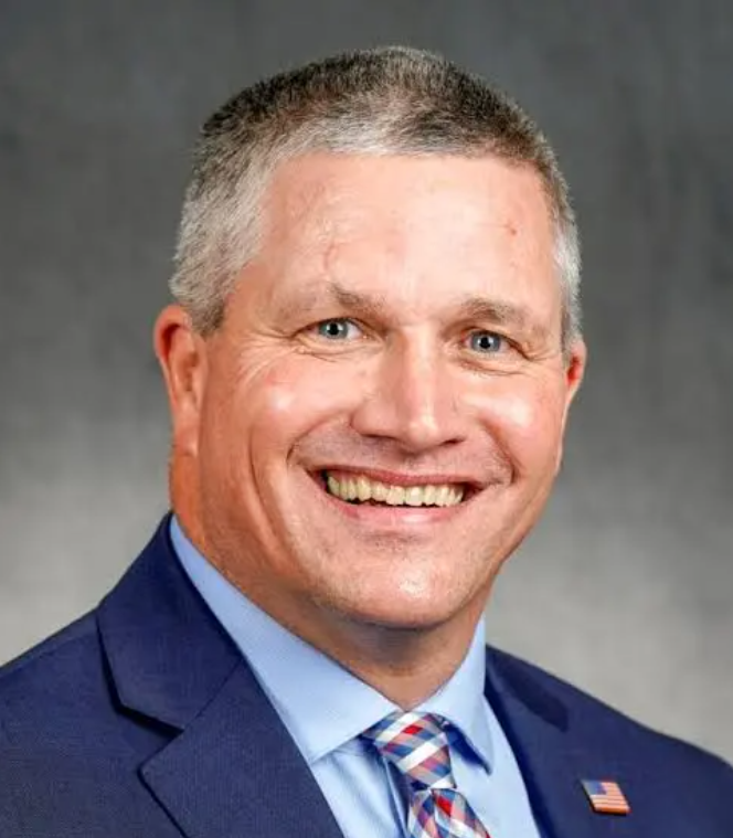 GOP__Ls's tweet photo. 🚨 Republican Rep. Jeff Dotseth brutally beat a 14-year-old dog, according to his estranged wife.

This is the same Rep. who previously claimed he’d own slaves if it were still legal. https://t.co/ilKMtVXH3i