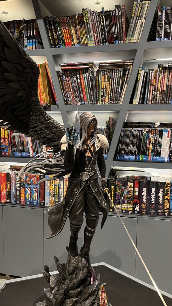 r3l3's tweet photo. Sephiroth 🗡️ https://t.co/aImUVUiT6t