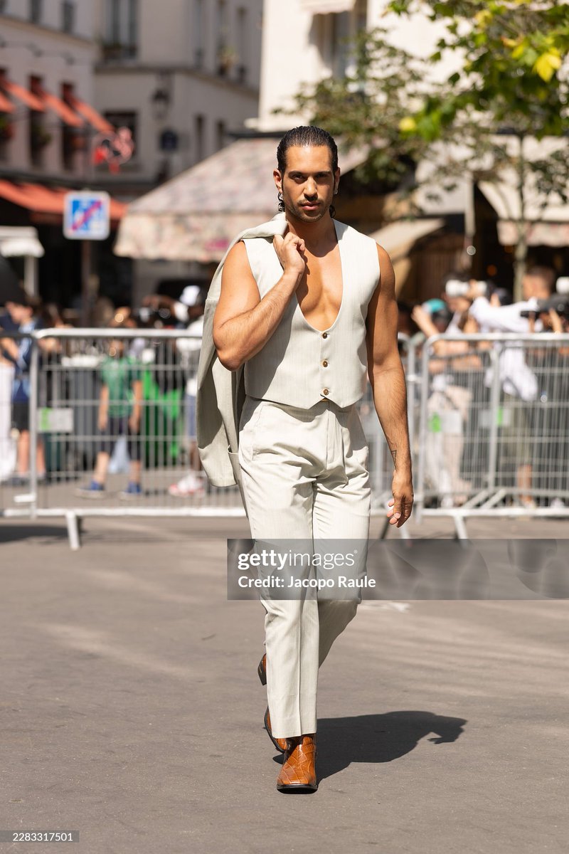 MariaclaraPra1's tweet photo. 🤍
#mahmood #amiri #parigi #pfw https://t.co/fGV7IVB9xJ
