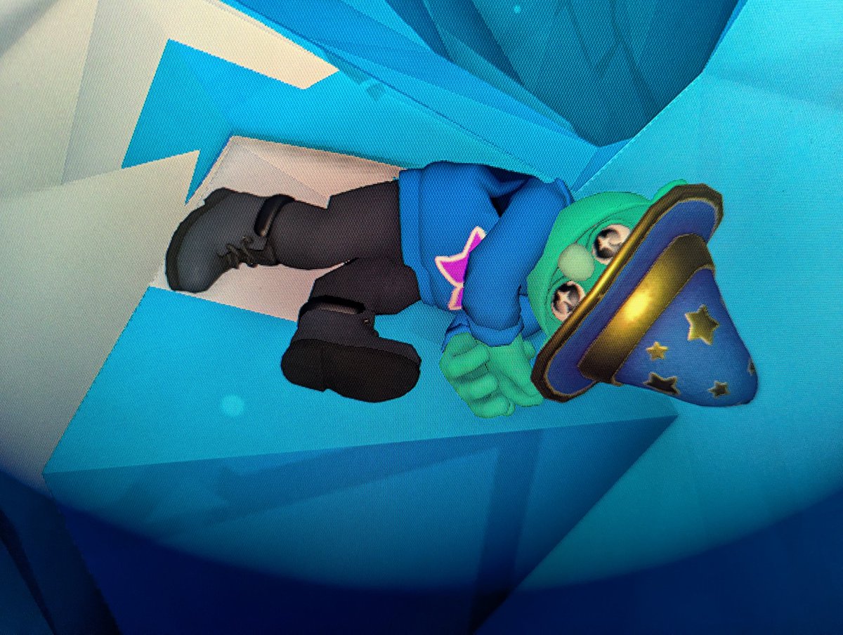 ShinyEevee27's tweet photo. Taking a short break from #Embervale to play #Pratfall and this is how it's going! 👀 LUL thank you chat, using #CrowdControl @quadheadgames @CrowdControl https://t.co/Dccz6Xfz7b https://t.co/stfrxAlYQx