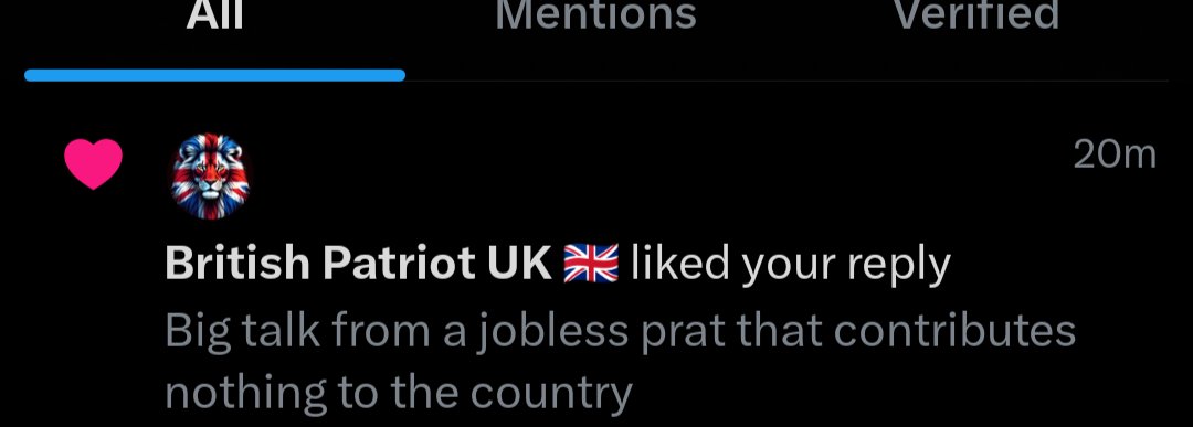 ShootLickH's tweet photo. @EnglandUK Im crying why did you like my comment I was talking about you😭😭 https://t.co/D6KgIGxdWe