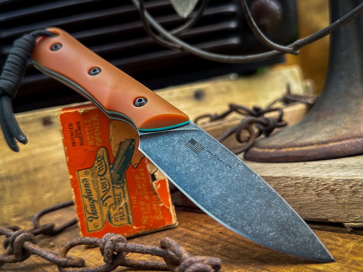 SmithnSonsKnfCo's tweet photo. This weekβs Brave Custom Shop drop is live. Featuring two all-new handle materials: Roux Paper Micarta and Butterscotch Paper Micarta. Both feature our Blackout Forced Patina Finish, with your choice of sheath, sheath package, and standard or 90Β° spine. #EDC #CustomKnife #usamade https://t.co/TSe8Xbm7KG