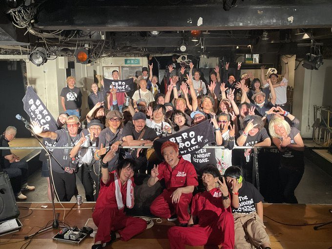 どうも酒グズです。 ワンマン来てくれた方や仲間のライブに行きまくっ