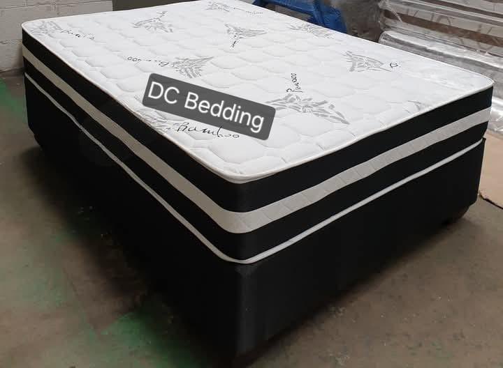 DCBedding's tweet photo. Super Sale!!

Brand new premium beds!

Double: R2000/R2500
Queen: R3000/R3500

Pay On Arrival
📍Free Delivery In Gauteng
📱 0658278251

#BrutallyBeautiful #BafanaPride #FIFAWorldCup SANTACO Maseko https://t.co/3PiaITci4K