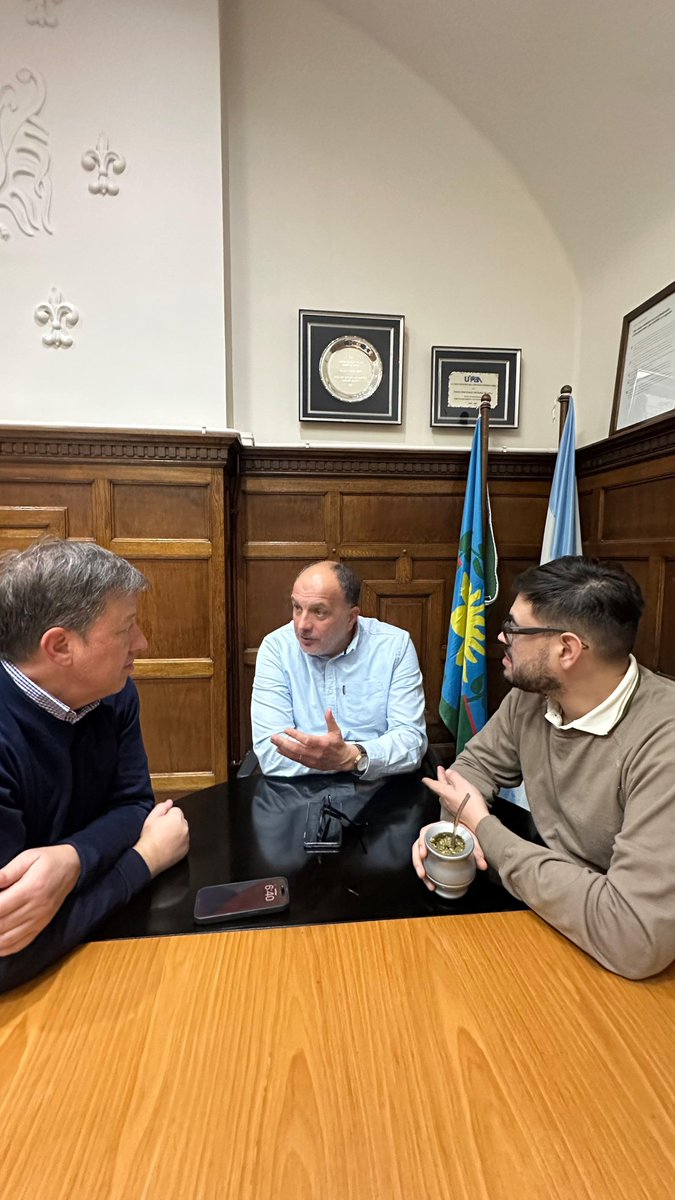 pablogarate's tweet photo. El Interior necesita ser escuchado.

Con @CaliBevi y @Matias_19_89 nos reunimos para trabajar en una agenda que ponga en el centro las necesidades de nuestros vecinos y de quienes producen y generan trabajo todos los días.

El desarrollo del sector agropecuario, la descentralización de las decisiones , mejores rutas nacionales y provinciales, más conectividad, transporte eficiente y una distribución más equitativa de los recursos (Coparticipación Inversa) son parte de los desafíos que debemos abordar para generar más oportunidades.

Construir la #ProvinciaFutura es el desafío.