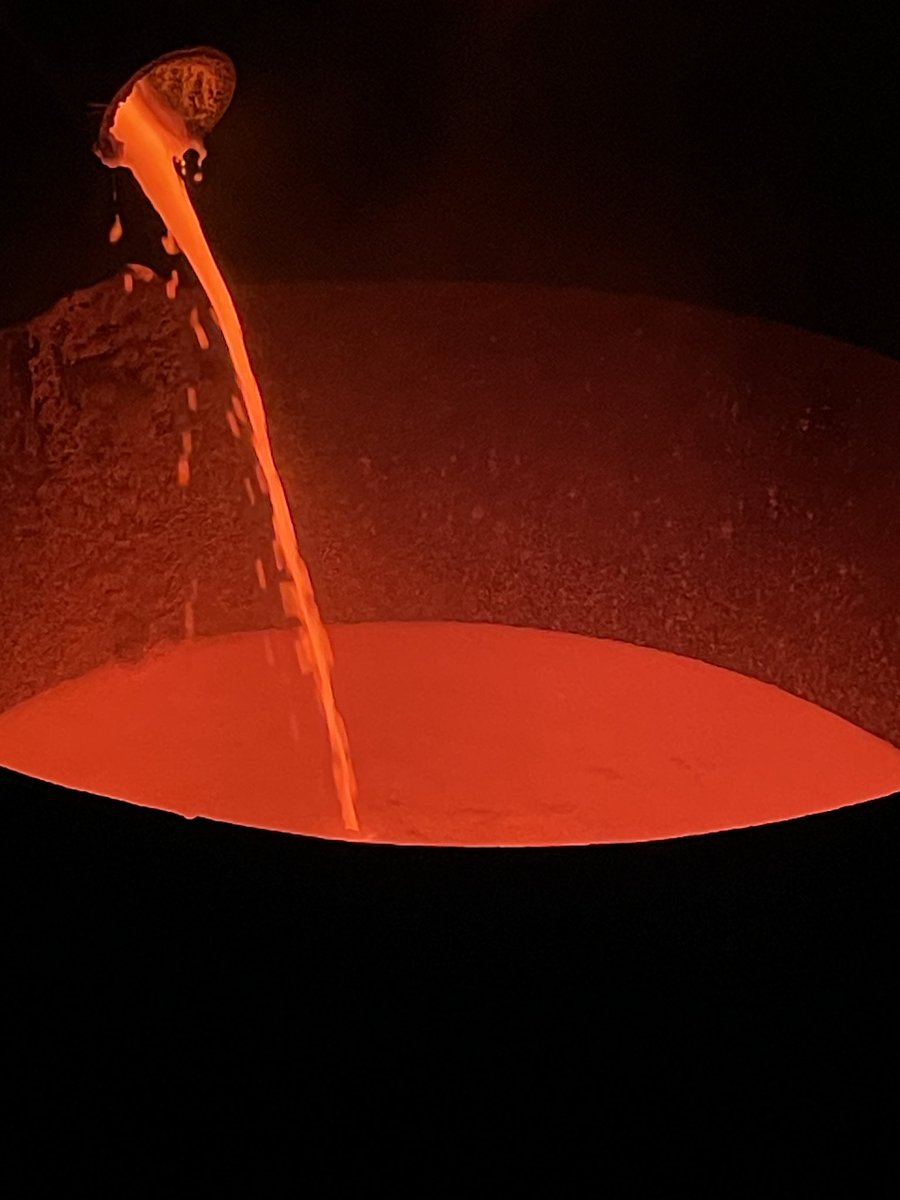 ocksujungking's tweet photo. North Korea possesses a “killing nuclear force,”
then South Korea holds a “life-giving nuclear force.”
That life-giving force is bamboo salt. https://t.co/I3qZuRYYR2