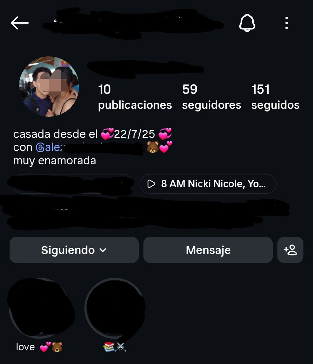 _Marilu381_'s tweet photo. hace poco (menos de 2 semanas) falleció una compañera de mi escuela

cuando nos enteramos pensamos que era joda, dijimos quizás el novio estará triste así vamos a confirmar... 

cuando nos metimos a su perfil ese MISMO DIA que ella murió vimos que cambió toda su bio.... https://t.co/LIyFfxEhSg