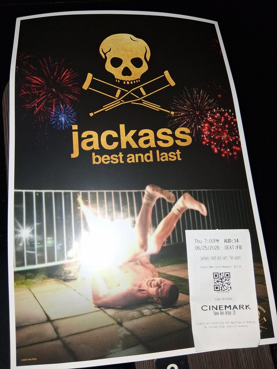 Drivingblind666's tweet photo. Poster and ticket acquired!! #Jackass https://t.co/KDoO274ui0