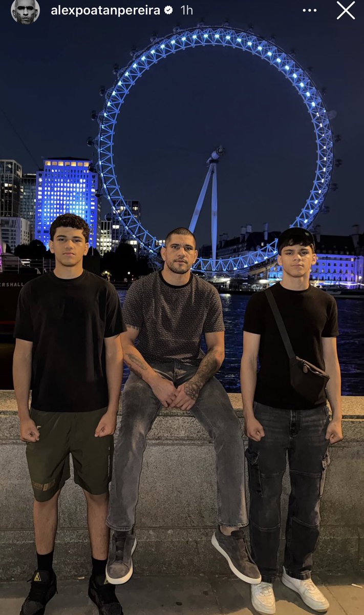 DovySimuMMA's tweet photo. Alex Pereira is in London with his sons https://t.co/KVO9d7zZsE