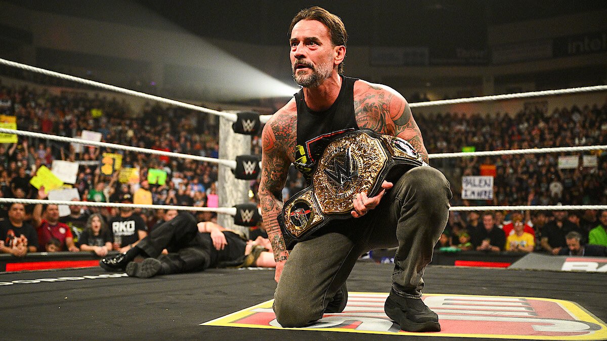 Jwrasslintakes's tweet photo. He should’ve never lost the belt. 

Genuinely the greatest to ever do it. https://t.co/z3oxkxrtd7